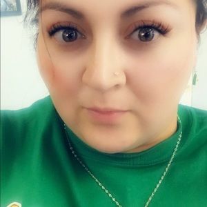 Meet your Posher, Juana